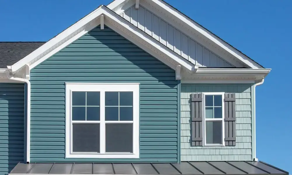 Roof repair and inspection services in Siesta Key